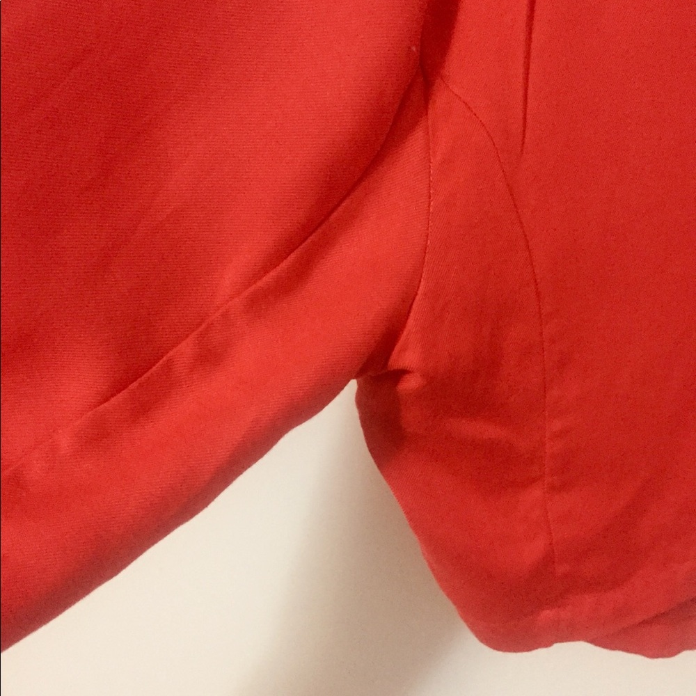 Blazer - Picture 4 of 8